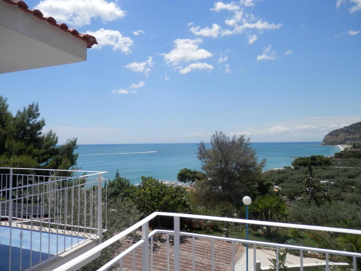 Ville Agnuli Case Vacanza Mattinata Exterior photo